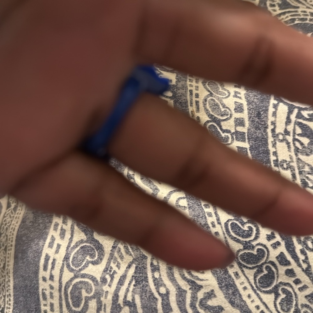 Blue Bow Ring - Picture 2 of 2